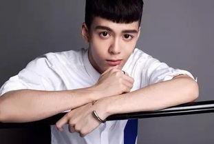 圈内人士爆料曾舜晞