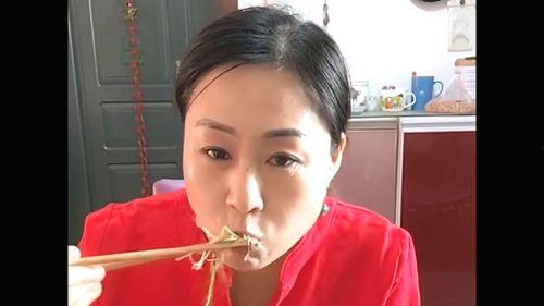 娱乐吃瓜酱网络好朋友