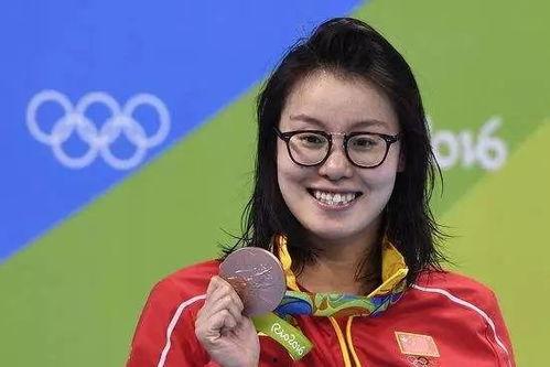 圈里人说娱乐圈吃瓜,跟随“吃瓜群众”探寻幕后真相